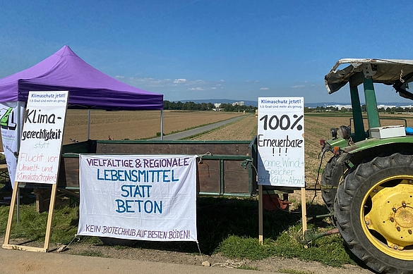 Demo für den Erhalt des besten Böden im Bretzenheimer Feld Demo für den Erhalt des besten Böden im Bretzenheimer Feld